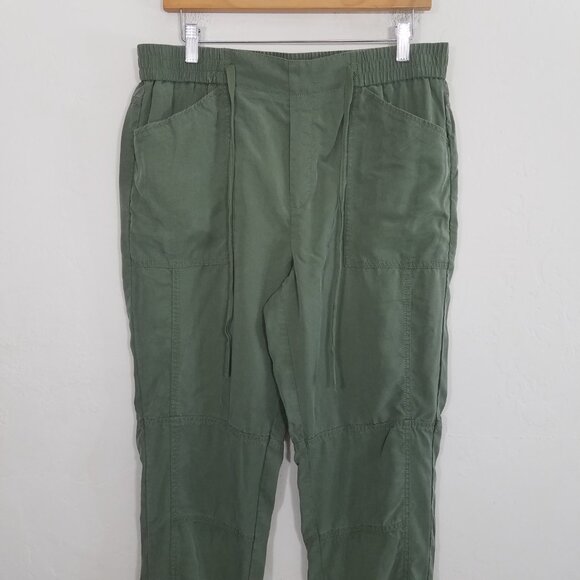 Banana Republic Pull-On Olive Green Pants Size 12 - Picture 2 of 6